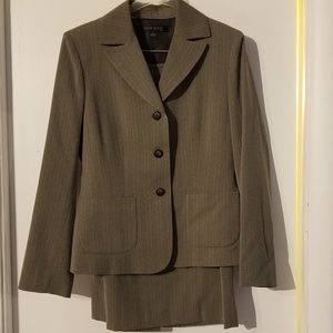 Anne Klein Skirt Jacket Suit Tan Brown size 6